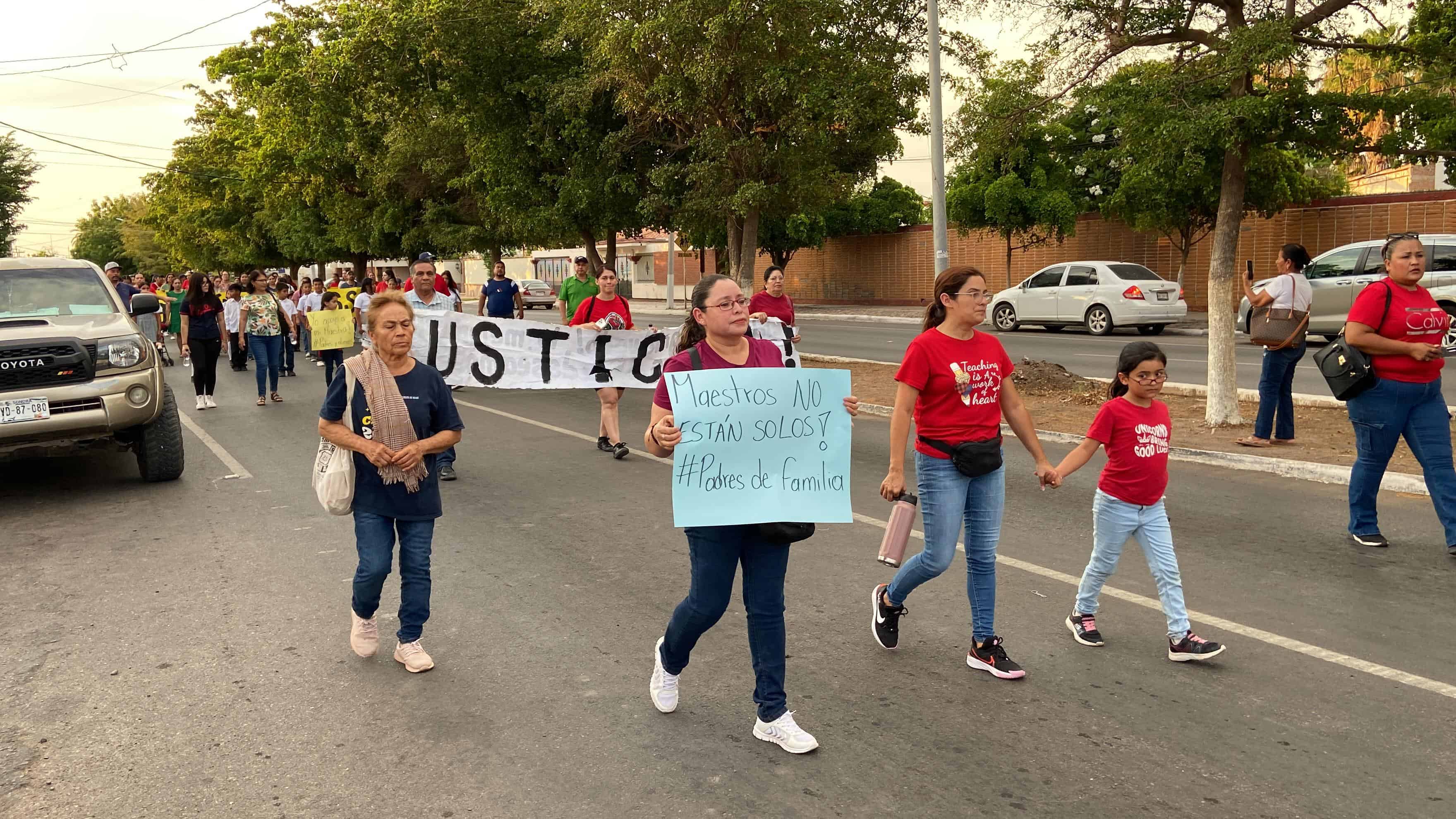 Exigen abrogación de la Ley del Issste