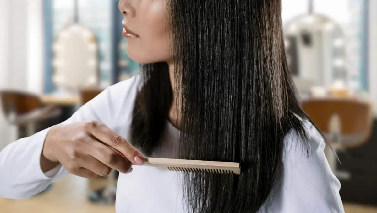 Mantén tu cabello lacio con esta mezcla casera / Canva