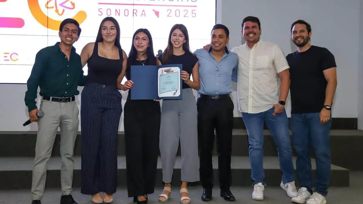 Alumnas de PrepaTec llevan proyecto contra la diabetes a Latinoamérica