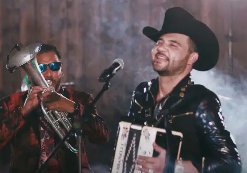 Dareyes de la Sierra se reinventan con un nuevo sonido tumbado en "Redención"