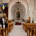 Santoral de hoy, 1 de julio: La Iglesia Católica conmemora a San Aarón, hermano de Moisés