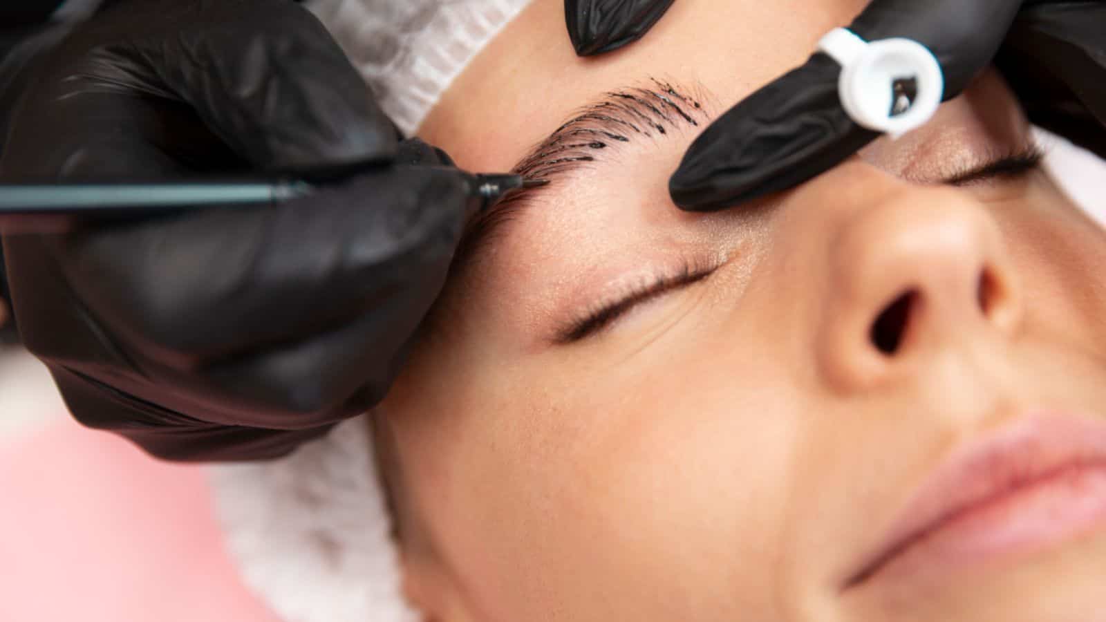 3 riesgos que puede tener el microblading de cejas, pero tal vez no conocías
