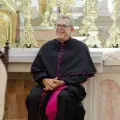 Asaltan a Monseñor Felipe González en Guaymas