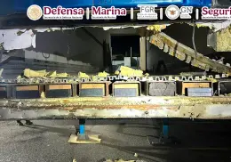 Detienen en Baja California Sur a hombre que transportaba más de una tonelada de metanfetamina