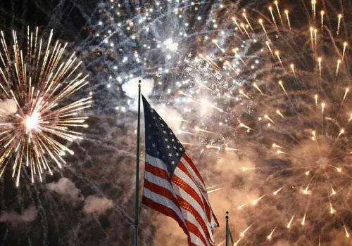 Fuegos artificiales, banderas y parrilladas: así celebra Estados Unidos su Día de la Independencia