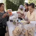 Damas Voluntarias del IMSS dan la mano a familiares de pacientes oncológicos 