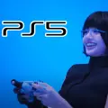 Lisa de BLACKPINK se une a PlayStation 5 y demuestra su talento gamer