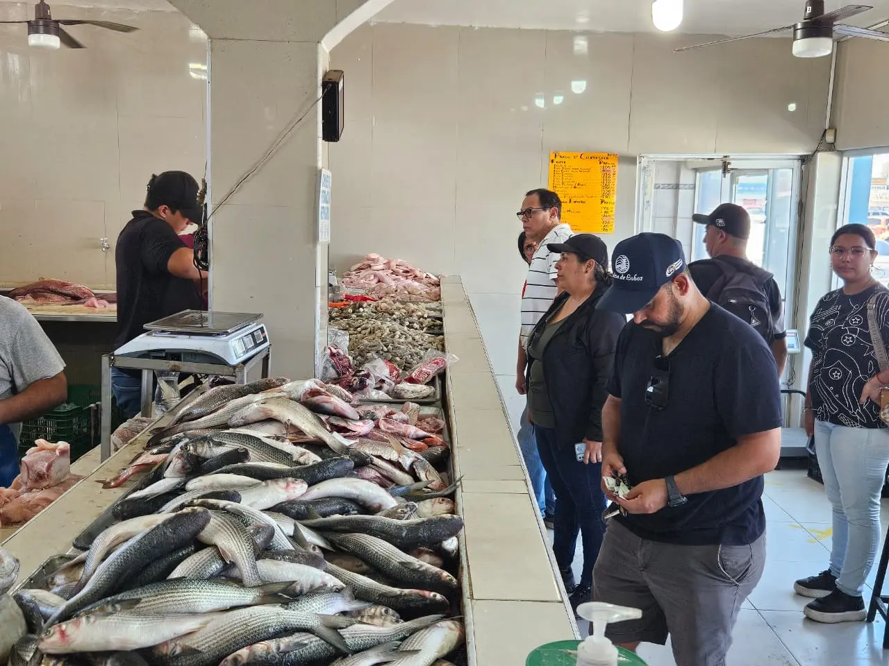Escasean pescados y mariscos en Ciudad Obregón
