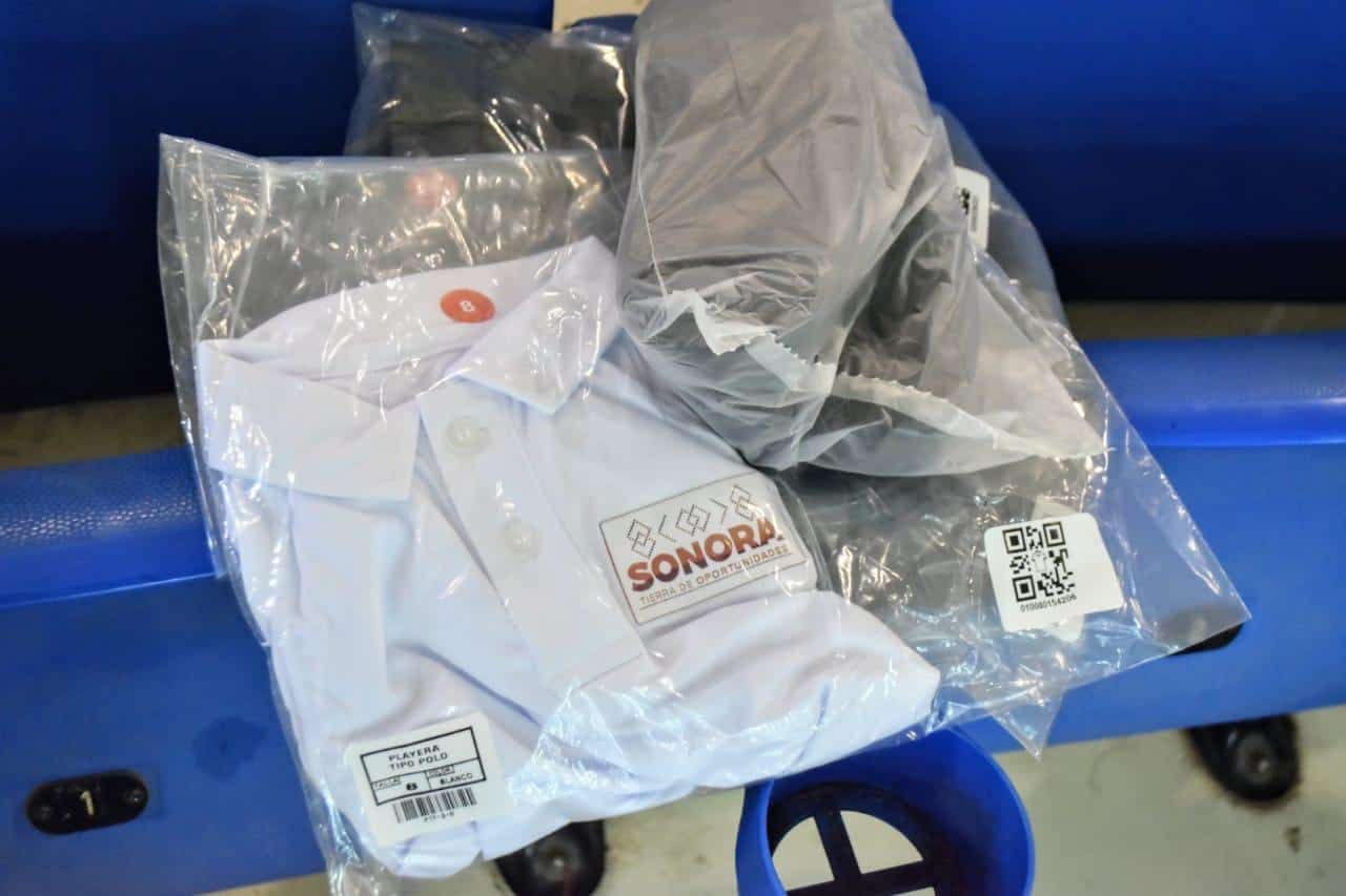 Inicia entrega de uniformes en Cajeme este lunes