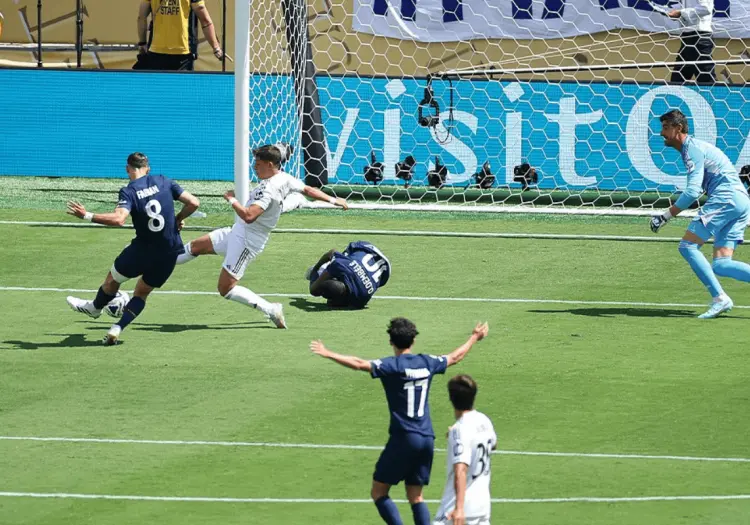 PSG golea al Real Madrid y enfrentará al Chelsea en la Final del Mundial de Clubes 2025