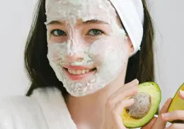 5 mascarillas caseras para lucir una piel radiante en verano
