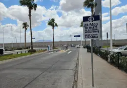 Revisan reglamentos sobre estacionamientos de centro comerciales