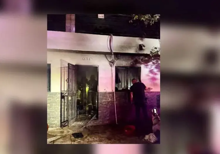 Arde departamento en la colonia Constitución de Ciudad Obregón