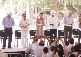 Entrega Sheinbaum hospital IMSS Bienestar en Vícam
