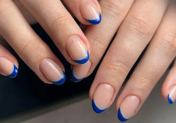 5 diseños de uñas francesas elegantes y en tendencia para lucir a la moda este verano
