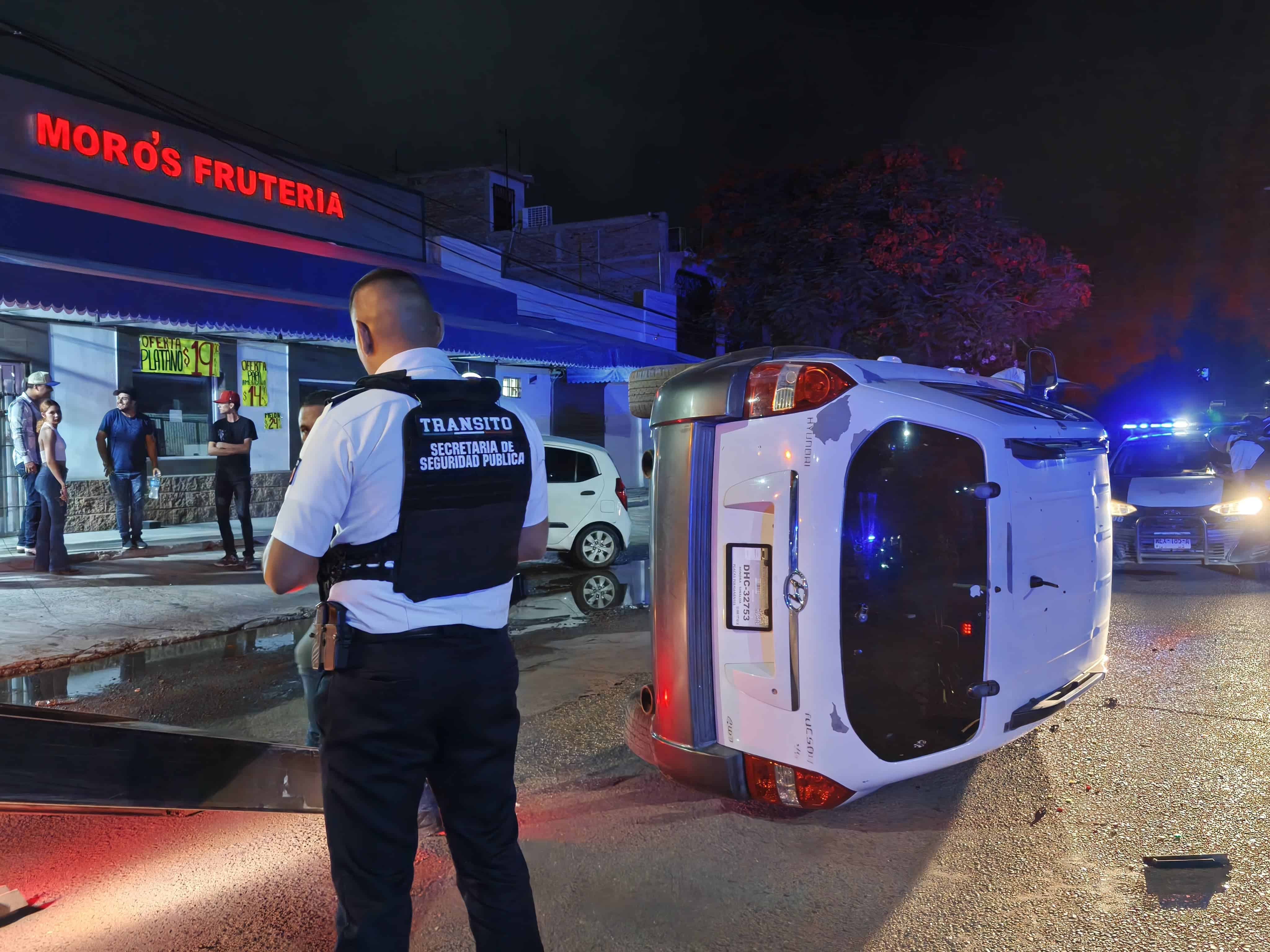 Aparatoso accidente en el Plano Oriente de Ciudad Obregón
