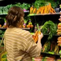 ¿Cuánto cuesta la canasta básica en México y que productos aumentaron en Julio?