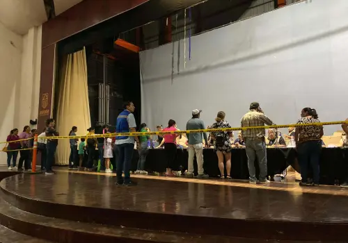Inicia la entrega de 25 mil uniformes escolares gratuitos en Navojoa