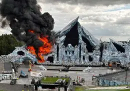 Se incendia el escenario principal del Tomorrowland a días del inicio del festival en Bélgica