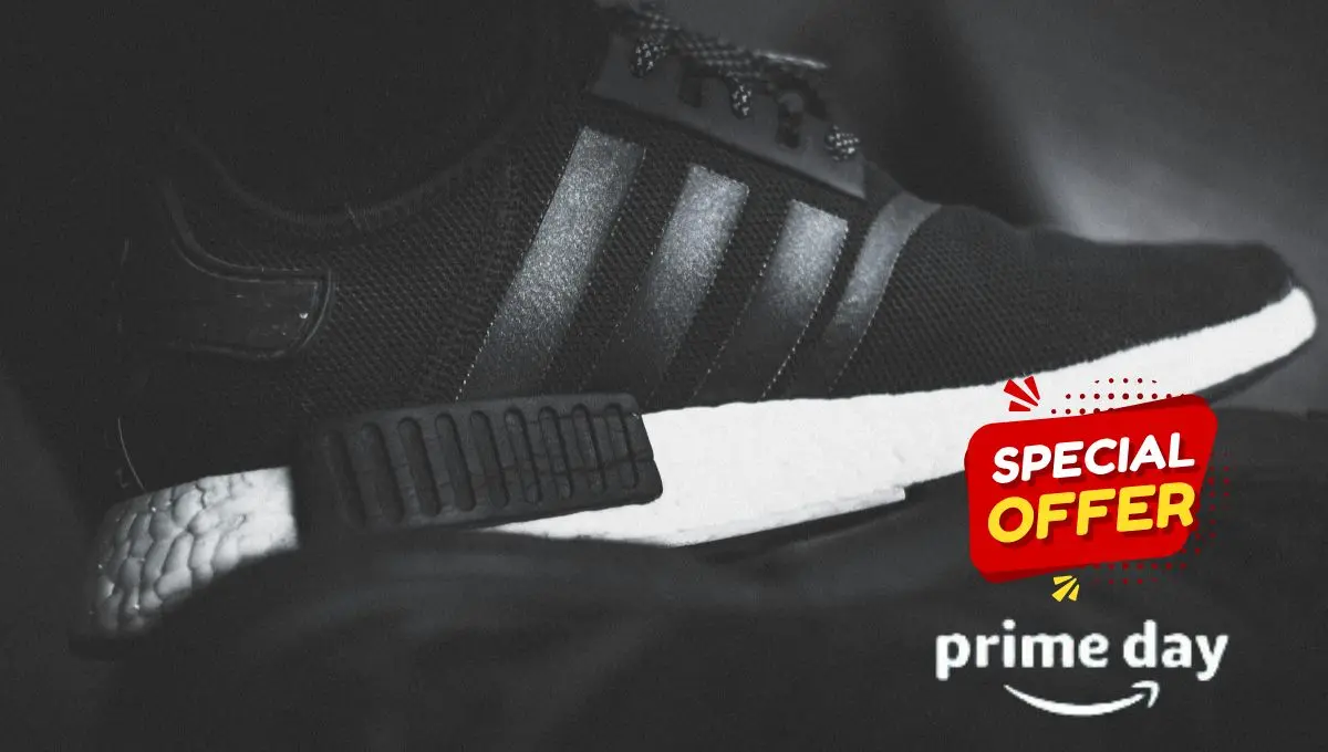Mira estas zapatillas con rebajas / Pexels