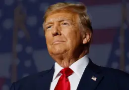 Donald Trump es diagnosticado con insuficiencia venosa crónica tras presentar hinchazón en las piernas