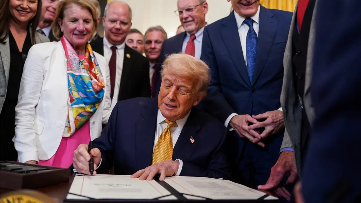 Trump acusa que cárteles controlan en México a políticos y candidatos