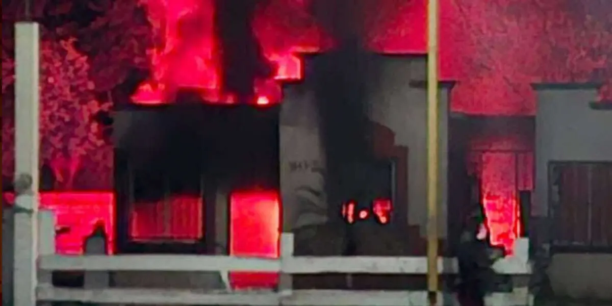 Familia cajemense se queda en la calle tras voraz incendio de su hogar