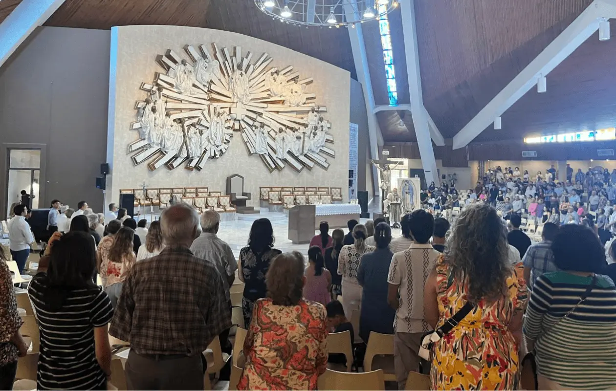 En Catedral la misa será a las 10:00 am este domingo.