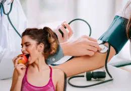 Expertos revelan como las manzanas ayudan regular la presión arterial