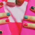 Manicura: las uñas cortas están de moda y estos son los mejores diseños para el verano