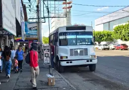 Siguen cerrando comercios; afectada la economía
