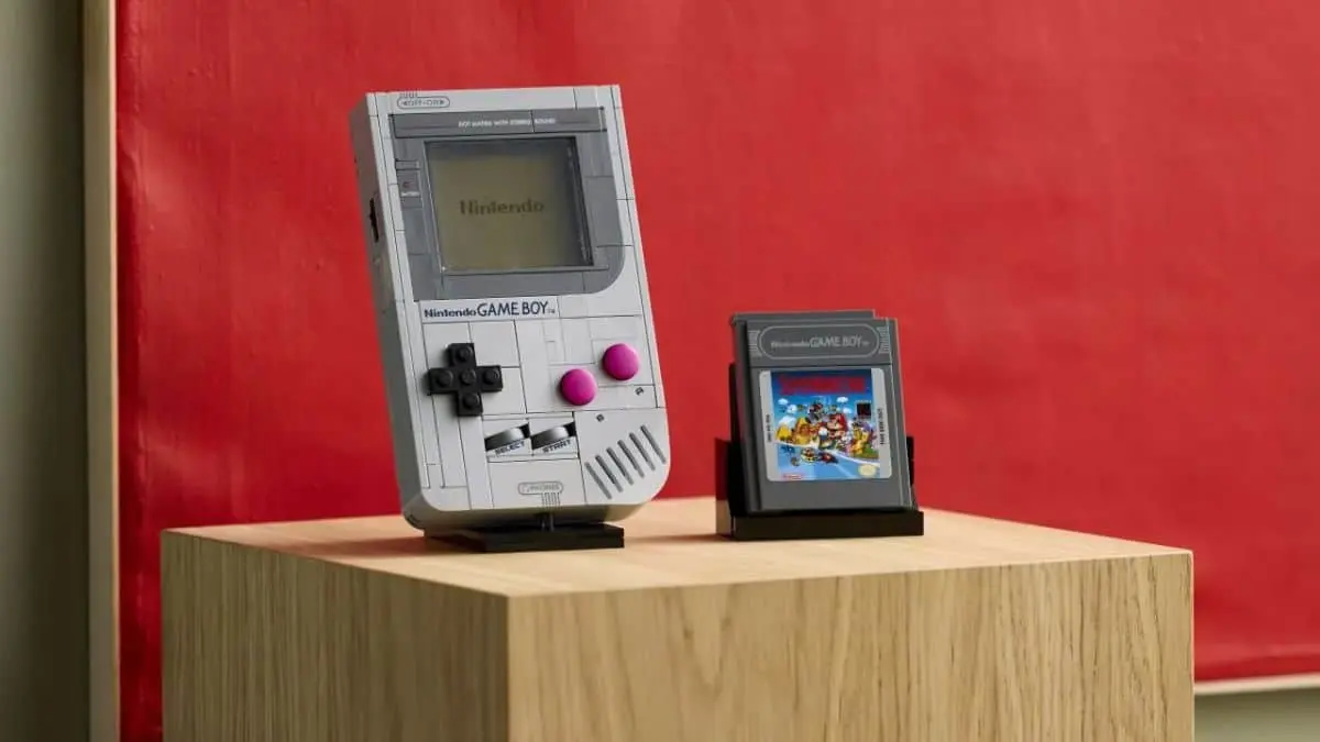 Conoce la Game Boy LEGO: una réplica nostálgica que no podrás dejar de armar