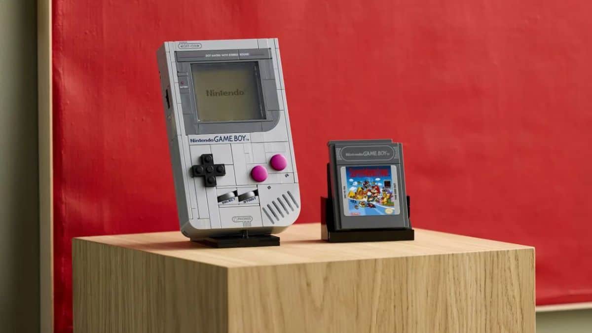 Conoce la Game Boy LEGO: una réplica nostálgica que no podrás dejar de armar