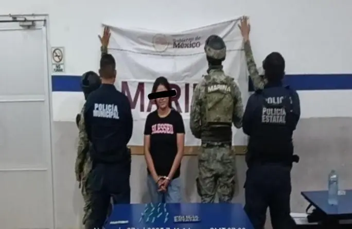"Cae" mujer con crystal durante operativo en Ciudad Obregón