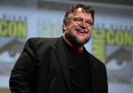 Guillermo del Toro arremete contra el uso de inteligencia artificial en el arte: “Eso no lo puede crear una app”