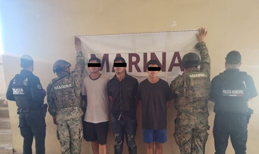 Identifican a detenidos tras persecución en el Centro de Ciudad Obregón; dos son menores