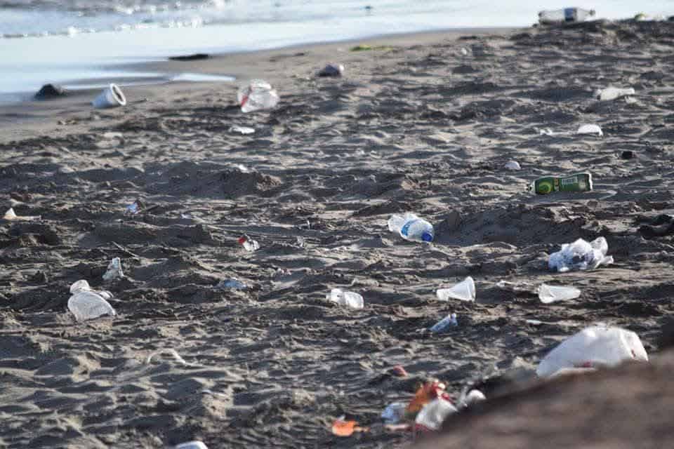 Ensucian la playa
