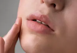 3 exfoliantes naturales que pueden ayudarte a tener labios hidratados