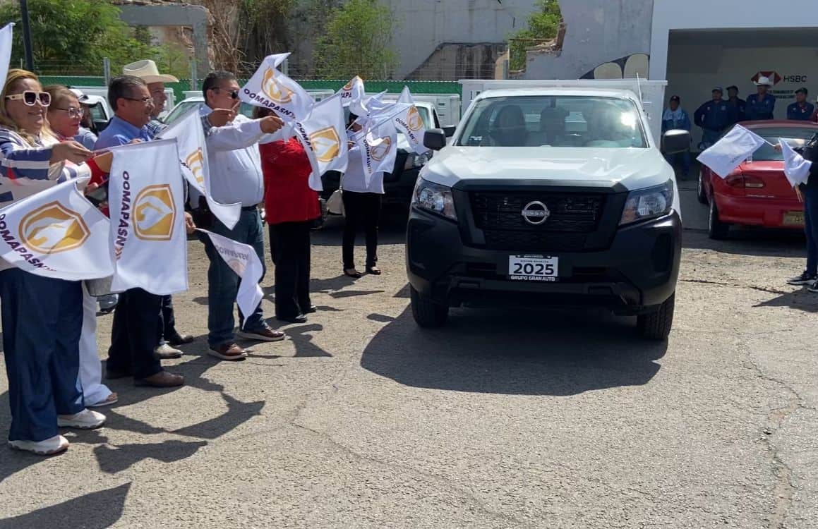 Fortalece Elías Retes flotilla en Navojoa