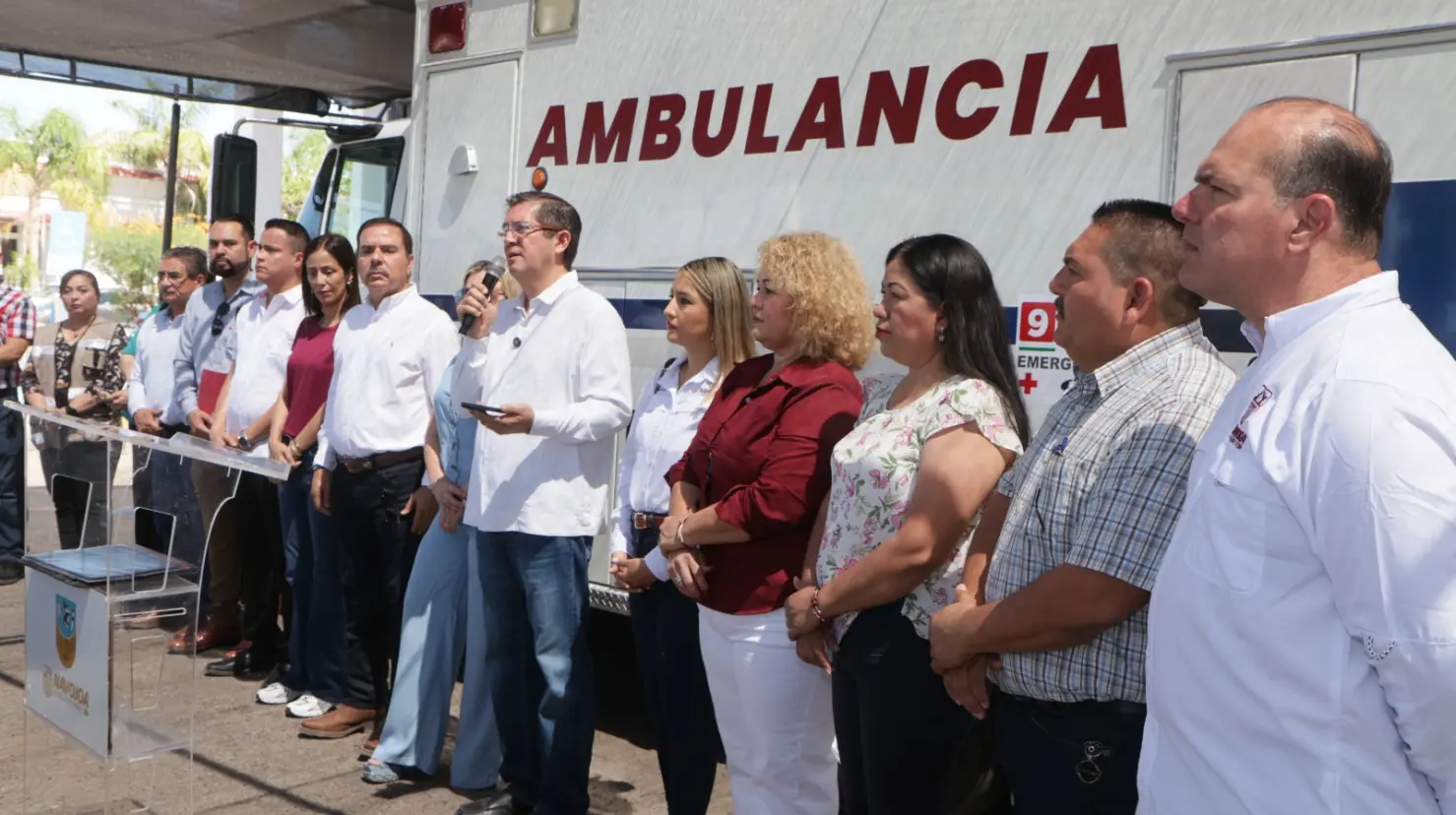 Refuerzan área de salud en Navojoa con entrega de nueva ambulancia