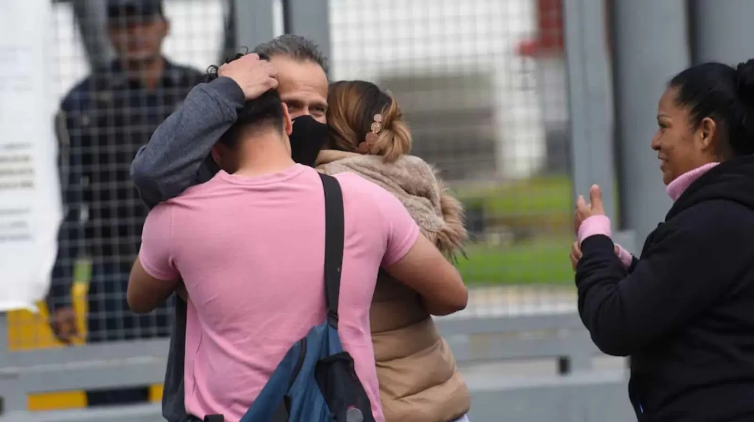 Así fue el emotivo momento en que Israel Vallarta recupera la libertad tras 20 años en prisión preventiva | VIDEO
