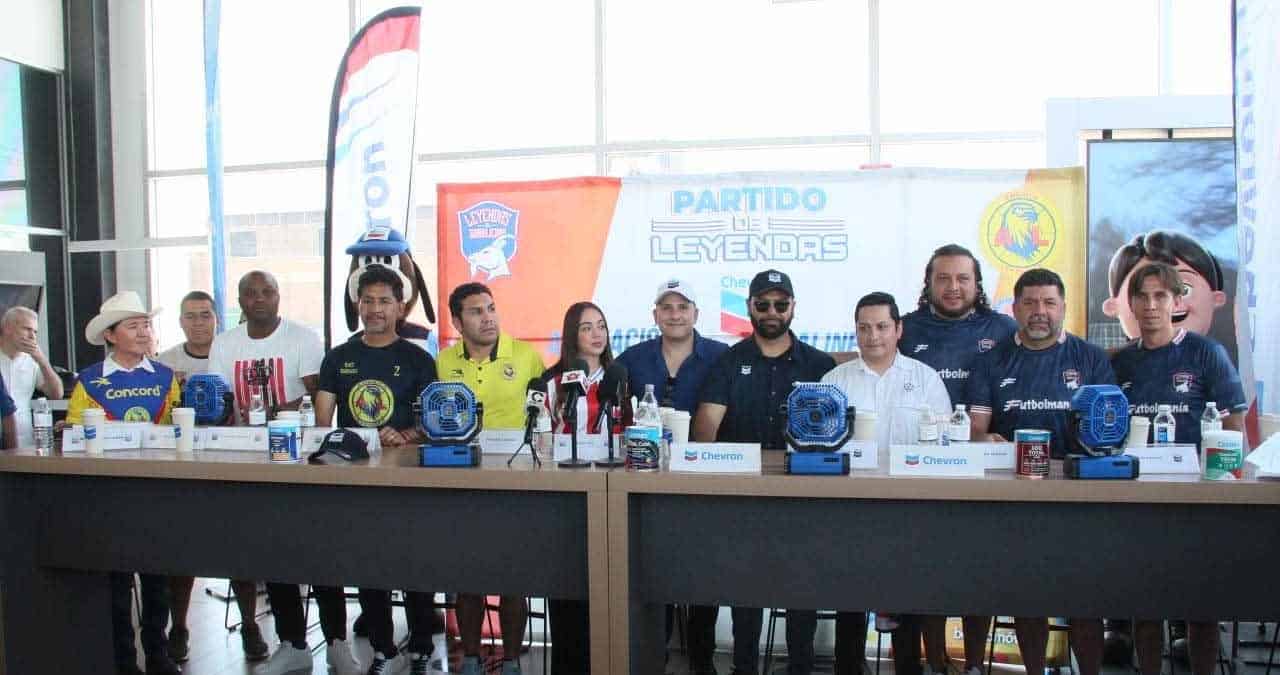 Lluvia de estrellas en el Juego de Leyendas América-Chivas