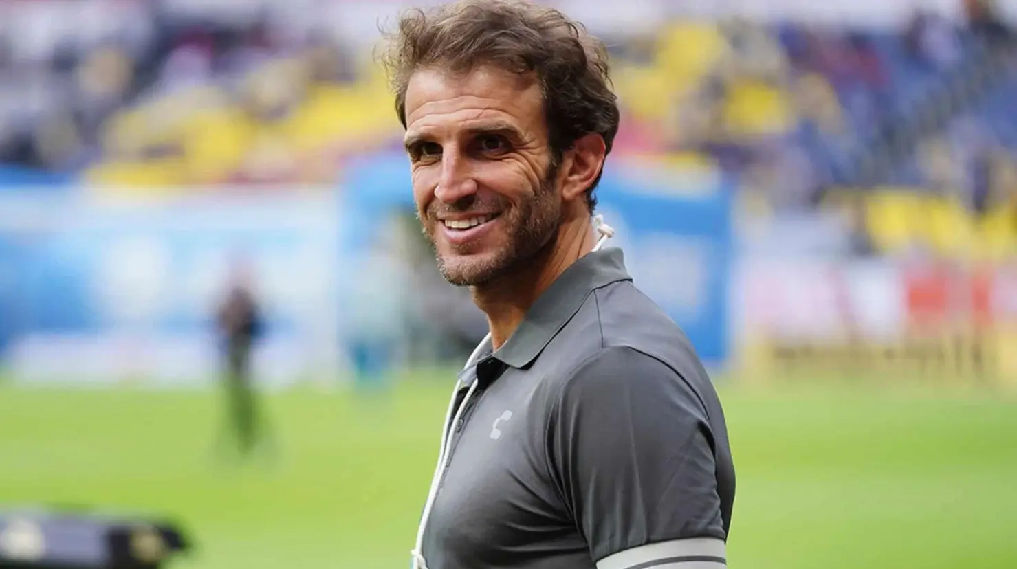 ¿Quién es Iván Alonso, el director deportivo de Cruz Azul que vuelve a estar en la polémica?