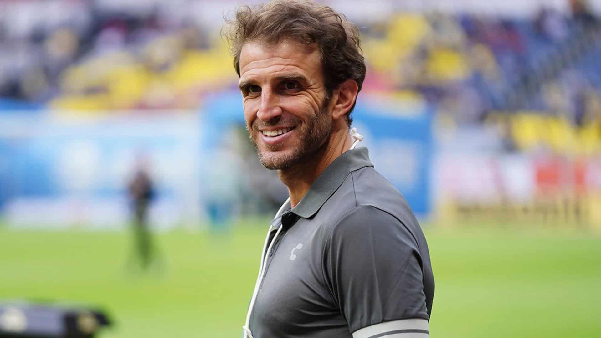 ¿Quién es Iván Alonso, el director deportivo de Cruz Azul que vuelve a estar en la polémica?