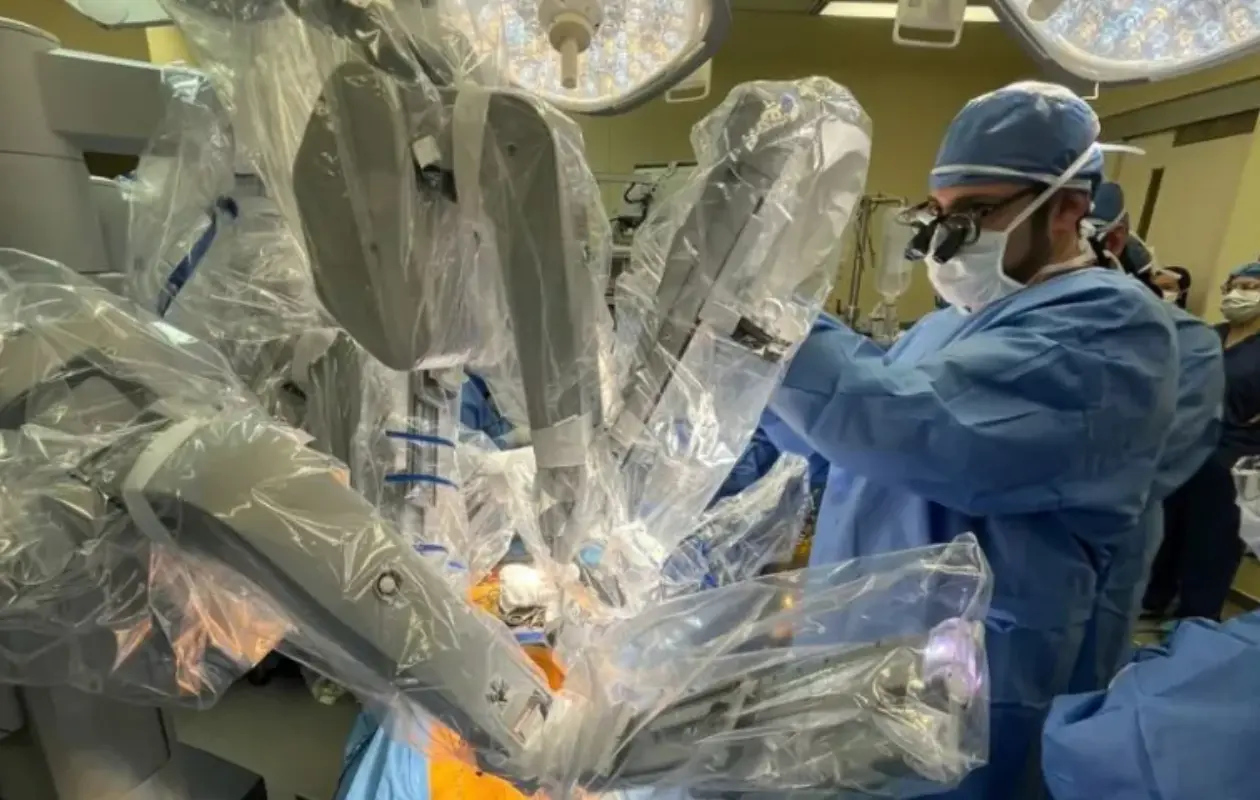 Primera cirugía robótica de corazón en México: Realizan exitosa valvuloplastia mitral