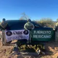 Aseguran vehículo robado y cargadores en Sonoyta