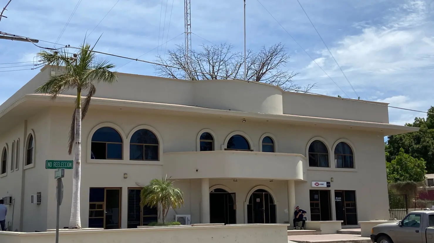 Denuncian a secretario del Ayuntamiento de Etchojoa