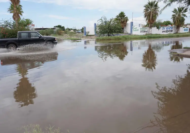 Lanzan petición para que gobierno priorice reparar calles y drenajes