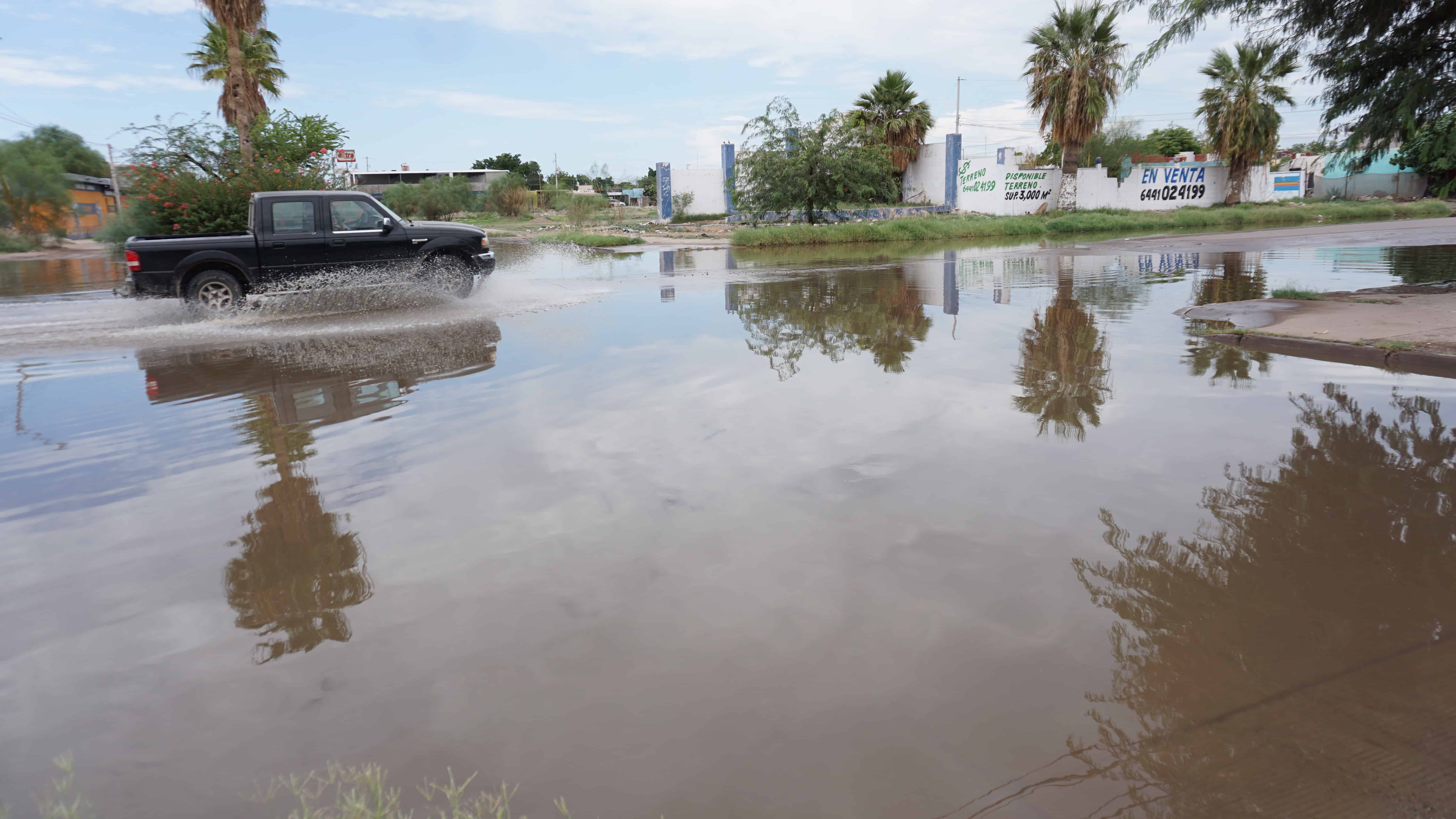 Lanzan petición para que gobierno priorice reparar calles y drenajes