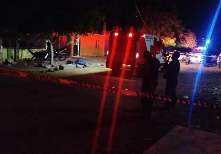 Lo asesina el ex de su pareja en Huatabampo